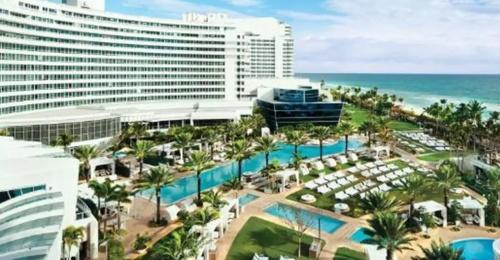 Fontainebleau Miami Beach