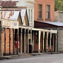Clunes