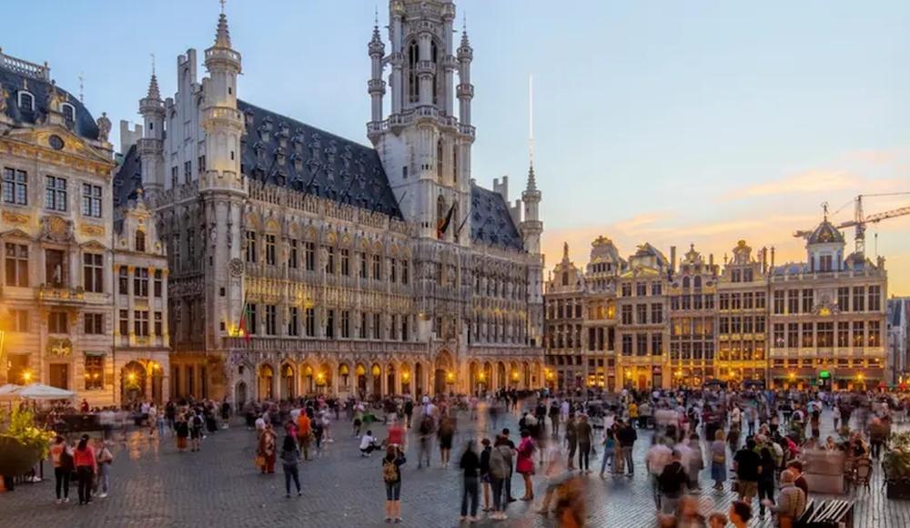 Exploring Movie Locations in Brussels