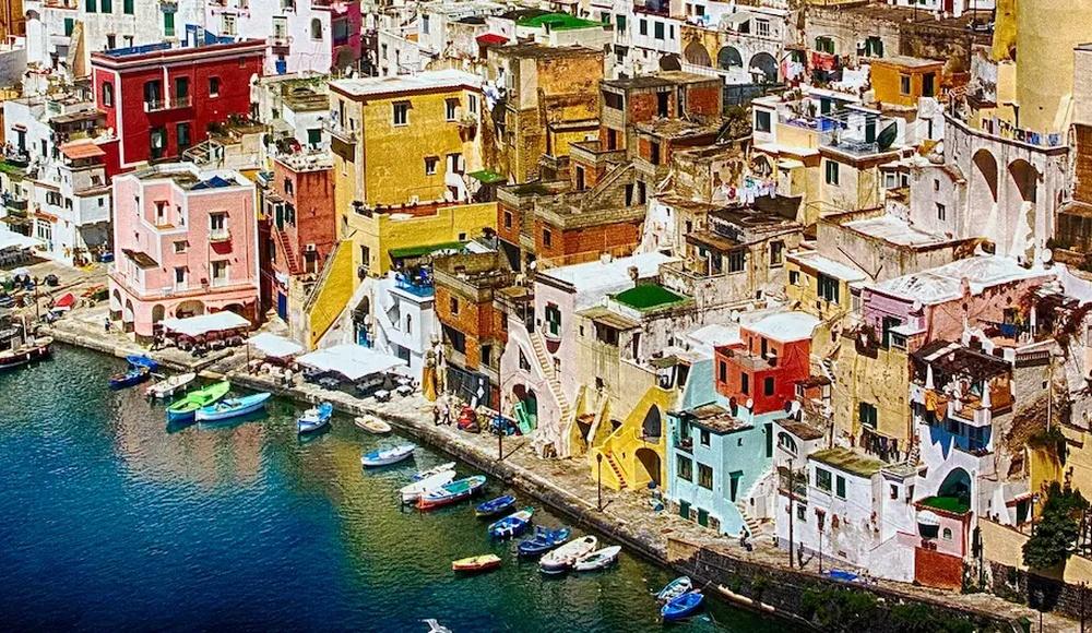 Exploring the Beautiful Movie Locations in Naples