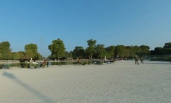 Real image from The Tuileries Garden