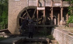 Movie image from Moulin de Roblin (Black Creek Pioneer Village)