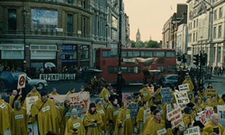 Movie image from Trafalgar Square