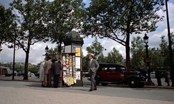 Movie image from Avenue des Champs-Élysées - Arc de Triomphe