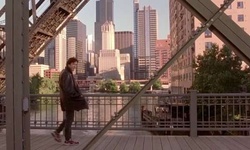 Movie image from Kinzie Street Bridge