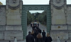 Movie image from Pere Lachaise cemetery - enterance