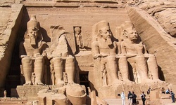 Real image from Tumbas de los faraones