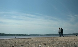 Movie image from Praia de Center Island