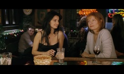 Movie image from The bar where Nina and Rosa went