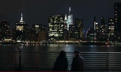 Movie image from Gantry Plaza State Park