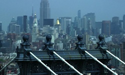 Movie image from Manhattan Bridge