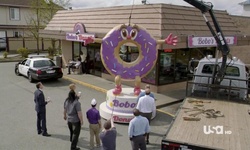 Movie image from Robin's Donut Shop