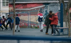 Movie image from Terrain de sport dans la cour