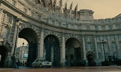 Movie image from Admiralty Arch