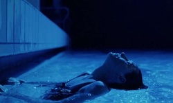 Movie image from Piscine Pontoise