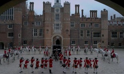 Movie image from St. James’ Palace (exterior/stairs)