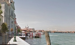 Real image from Port de Venise