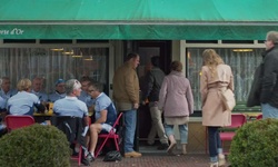 Movie image from Café La Porte d'Or