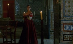 Movie image from Queen Isabella's Palace (courtyard)