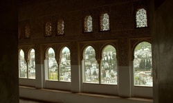 Movie image from Alhambra