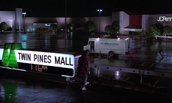 Movie image from Twin Pines Mall