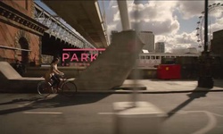 Movie image from Victoria Embankment - Golden Jubilee Bridges