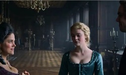 Movie image from The interior of the royal palace