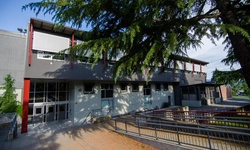 Real image from École secondaire Eric Hamber