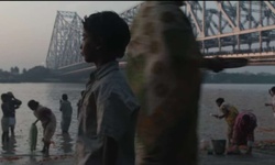 Movie image from Pont de Howrah
