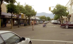 Movie image from Avenue Wellington (entre Main et Young)