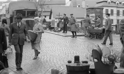 Movie image from Platz in der Stadt