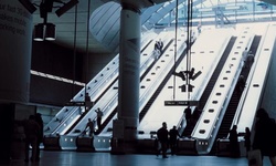 Movie image from Tube Station