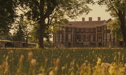 Movie image from Casa Hailsham (exterior)