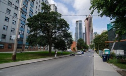 Real image from Говард-стрит (между Редрокет и Онтарио)