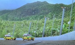 Movie image from Electric fence at the Tyrannosaurus rex enclosure.