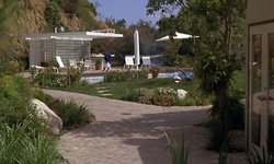 Movie image from House with swimming pool