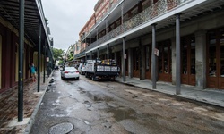 Real image from Chartres Street (between St. Ann & Madison)