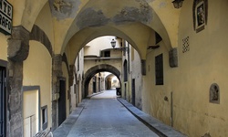 Real image from Via dei Girolami