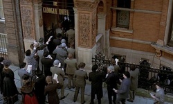 Movie image from El Hotel Cadogan (exterior)