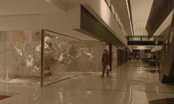 Movie image from Beverly Wilshire City (lobby)