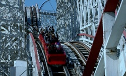 Movie image from Six Flags Magic Mountain