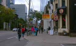 Movie image from Колледж-стрит (между Генри и МакКолом)