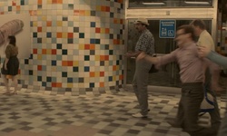 Movie image from Beach Station (passarela)