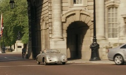 Movie image from Admiralty Arch