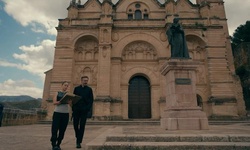 Movie image from The Royal Collegiate Church of Santa María La Mayor