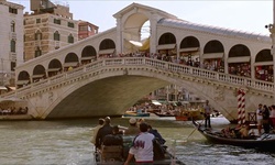 Movie image from Rialto Bridge