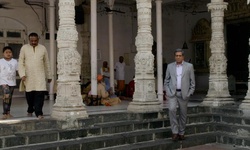 Movie image from Babulnath Temple