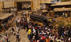 Movie image from Kibera Road (near Southern Bypass)