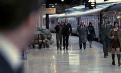 Movie image from Paddington Station (interior)