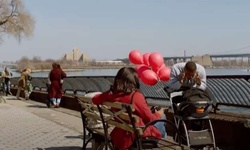 Movie image from Carl Schurz Park -John Finley Walk